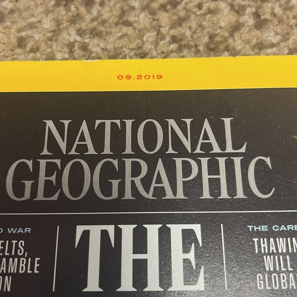 National Geographic Magazine September of 2019 The Arctic is Heating Up - Picture 2 of 9